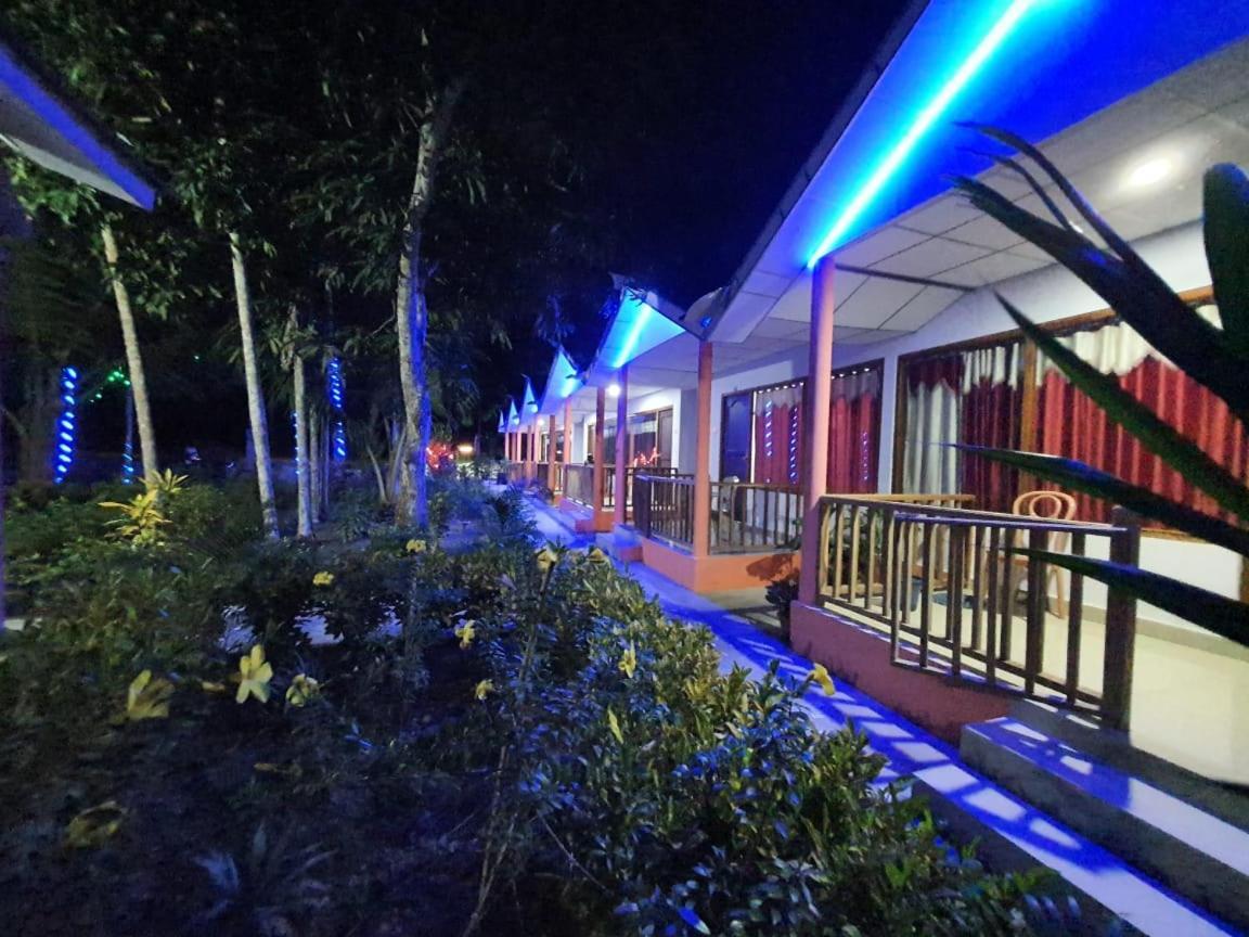 Blue Lagoon Resort, Neil Island Sitapur Bagian luar foto